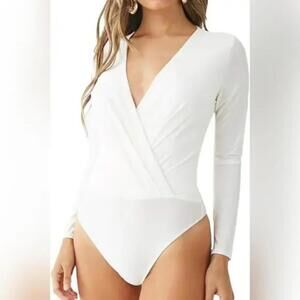 NWT Wdirara Long Sleeve Bodysuit Surplice Ruched Plunge V Neck, Large